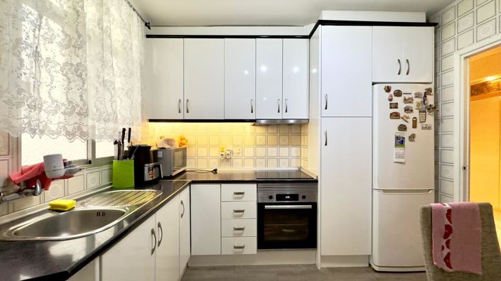 Image No.6-4 Bed Apartment for sale