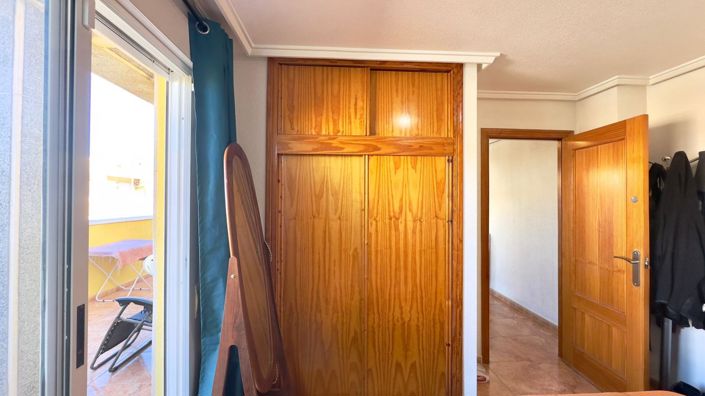 Image No.3-Appartement de 2 chambres à vendre à Torrevieja