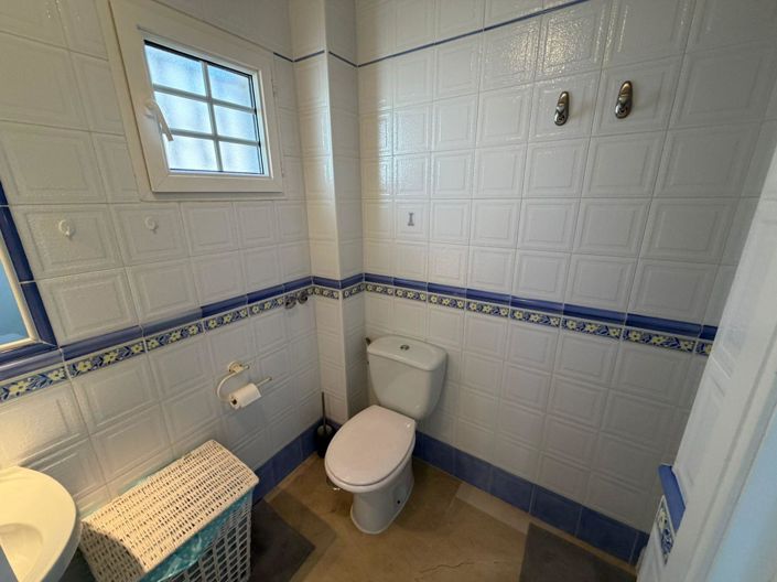 Image No.16-3 Bed House for sale