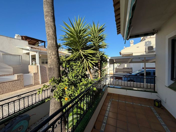 Image No.24-3 Bed House for sale