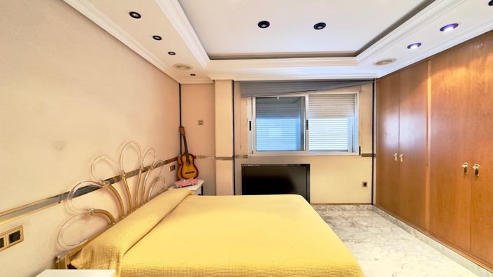 Image No.11-2 Bed Apartment for sale