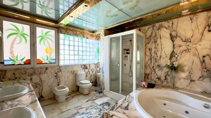 Image No.35-2 Bed Penthouse for sale