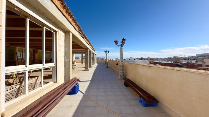 Image No.40-2 Bed Apartment for sale