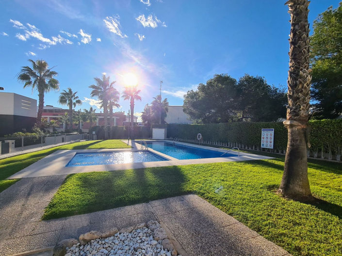 Image No.2-3 Bed House for sale