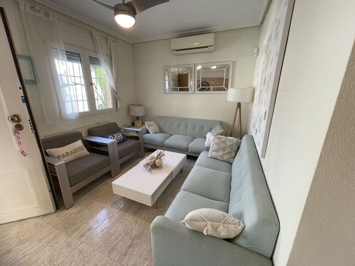 Image No.10-3 Bed House for sale