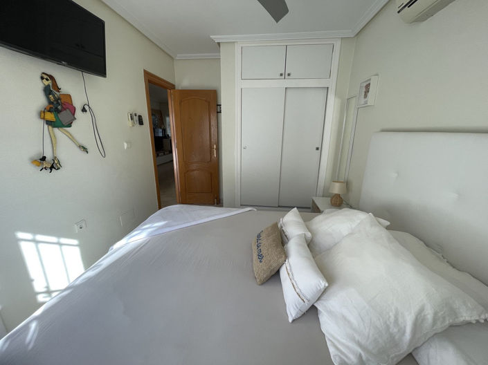 Image No.22-3 Bed House for sale