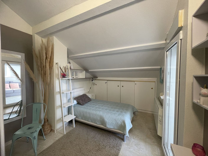 Image No.25-3 Bed House for sale