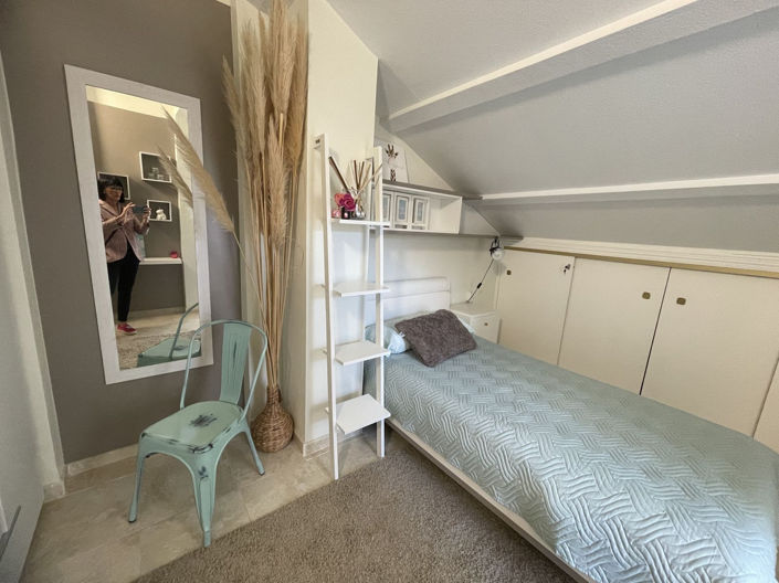 Image No.26-3 Bed House for sale