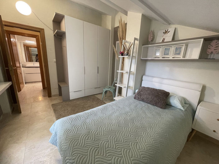 Image No.27-3 Bed House for sale