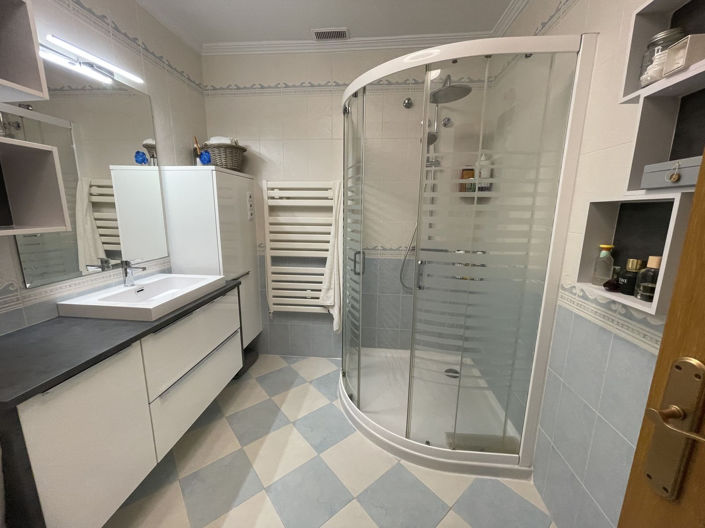 Image No.32-3 Bed House for sale