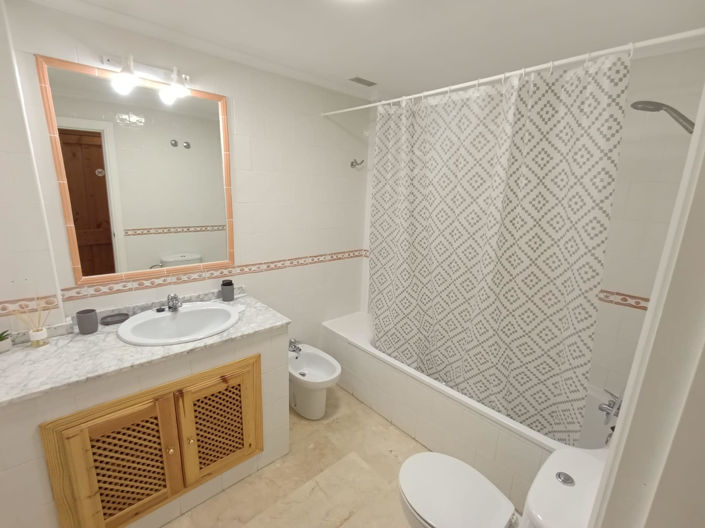 Image No.9-2 Bed Apartment for sale