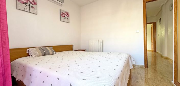 Image No.27-3 Bed Townhouse for sale