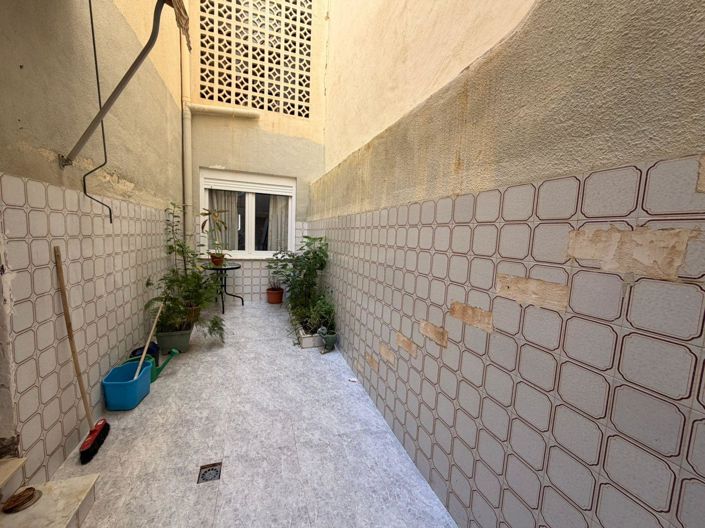 Image No.11-3 Bed Apartment for sale