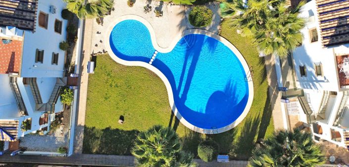 Image No.14-2 Bed Townhouse for sale