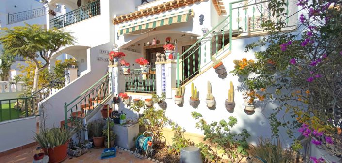 Image No.2-2 Bed Townhouse for sale