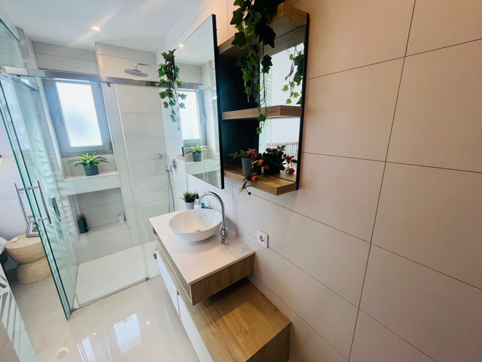 Image No.17-3 Bed Villa for sale