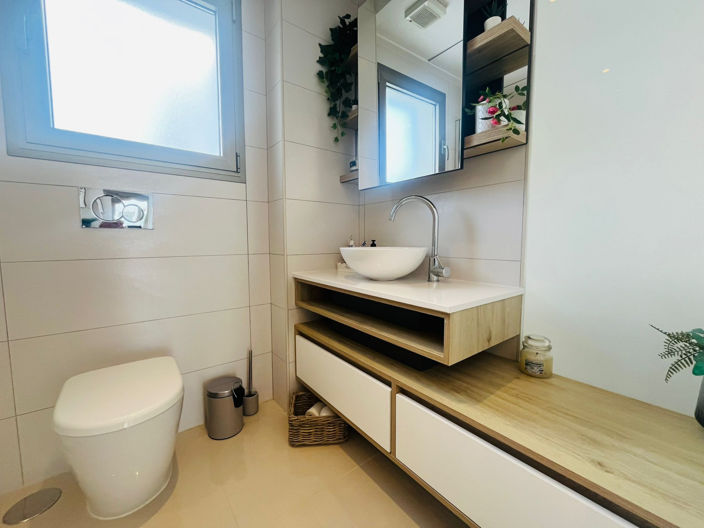 Image No.9-3 Bed Villa for sale