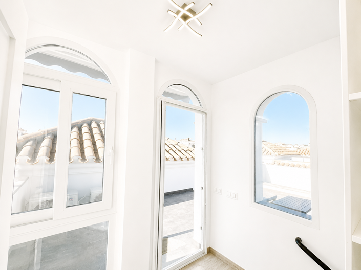 Image No.22-2 Bed Villa for sale