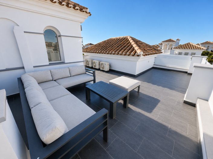 Image No.25-2 Bed Villa for sale