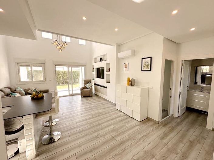 Image No.27-2 Bed Villa for sale