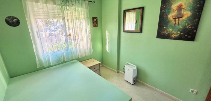 Image No.8-4 Bed Townhouse for sale