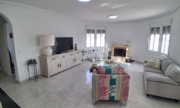 Image No.12-5 Bed Villa for sale