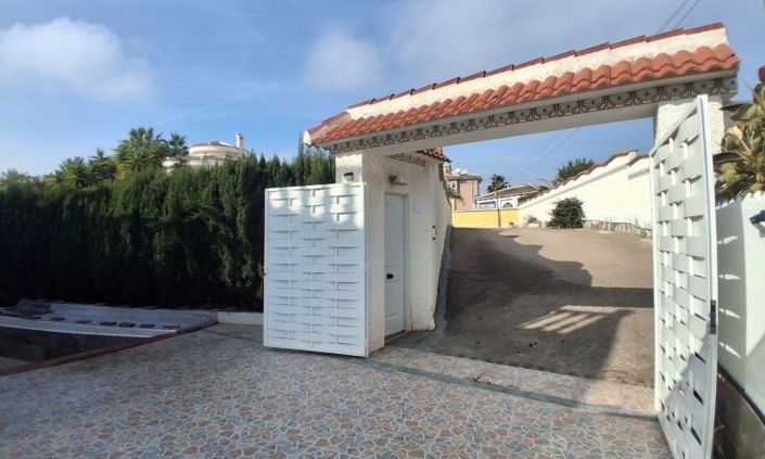 Image No.24-5 Bed Villa for sale