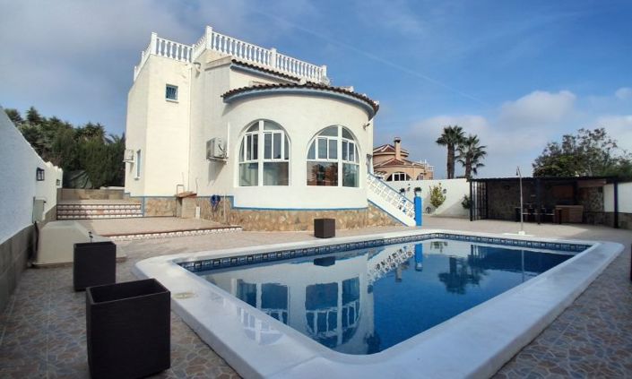 Image No.29-5 Bed Villa for sale
