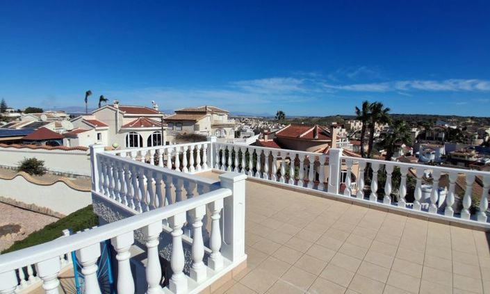 Image No.36-5 Bed Villa for sale