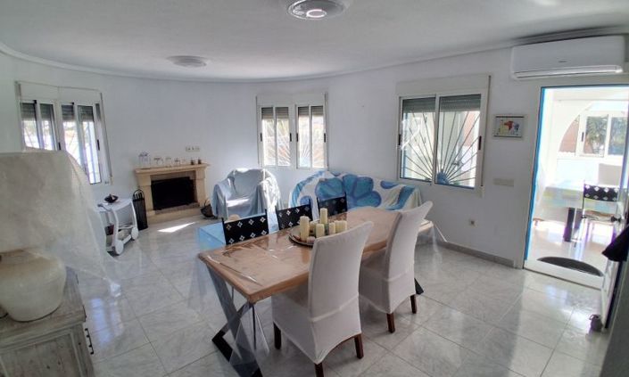 Image No.37-5 Bed Villa for sale