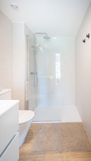 Image No.25-2 Bed Apartment for sale