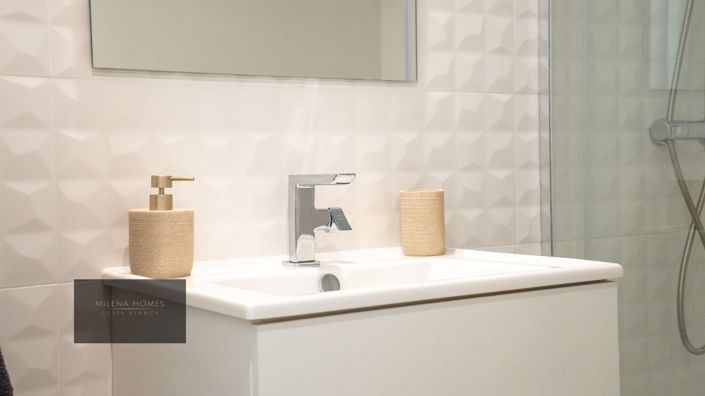 Image No.37-2 Bed Apartment for sale