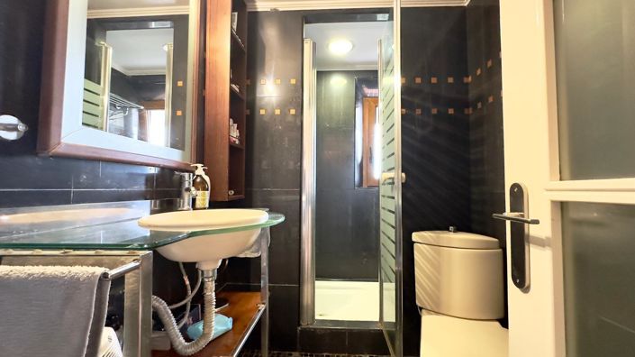 Image No.9-1 Bed Apartment for sale