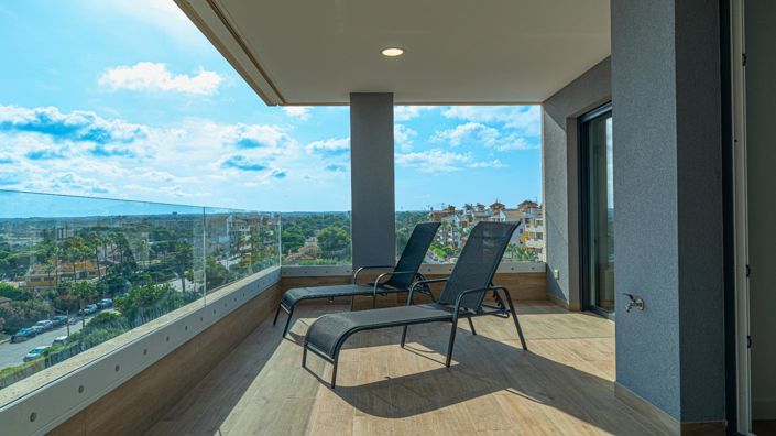 Image No.33-2 Bed Apartment for sale