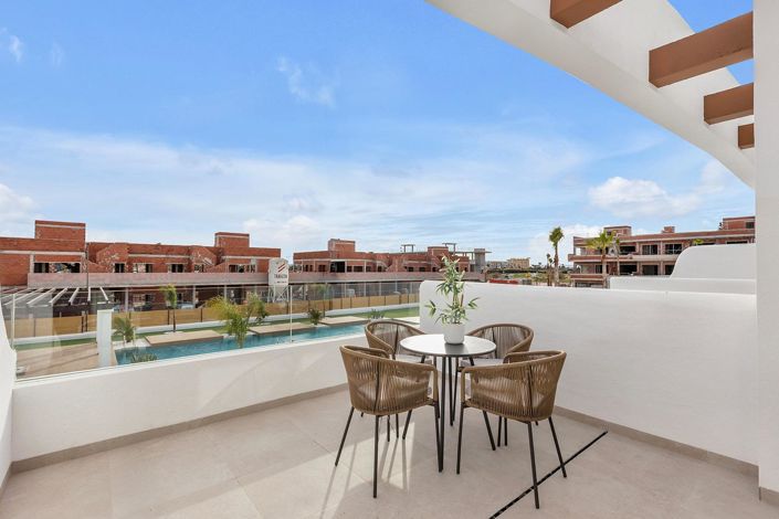 Image No.27-3 Bed Apartment for sale