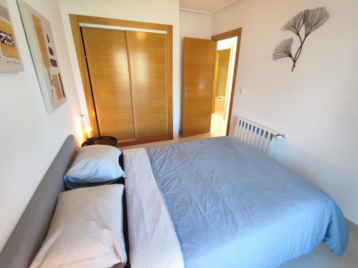 Image No.23-2 Bed Apartment for sale