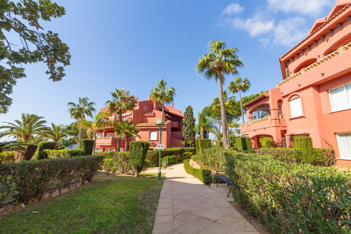 Image No.19-3 Bed House for sale