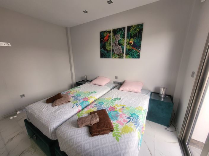 Image No.17-3 Bed Villa for sale