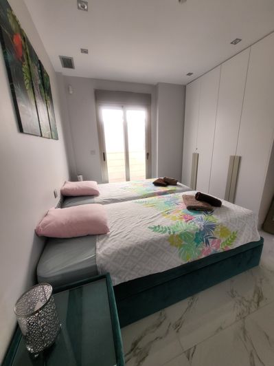 Image No.18-3 Bed Villa for sale