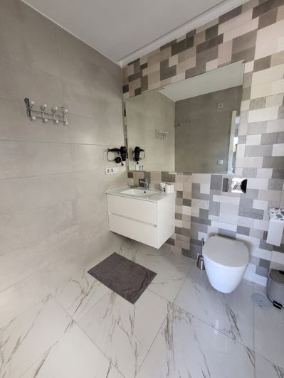 Image No.8-3 Bed Villa for sale