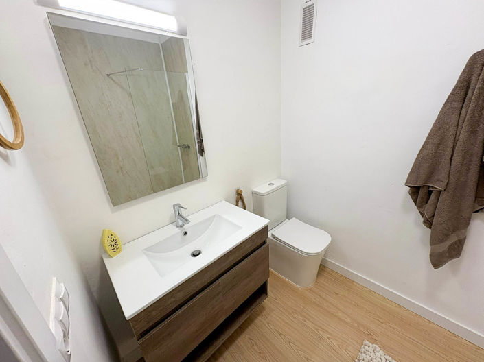 Image No.13-2 Bed Bungalow for sale