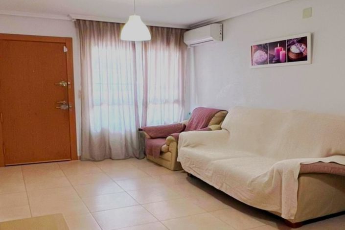 Image No.2-Appartement de 2 chambres à vendre à Torrevieja