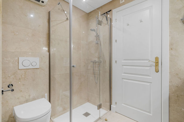 Image No.19-2 Bed Apartment for sale