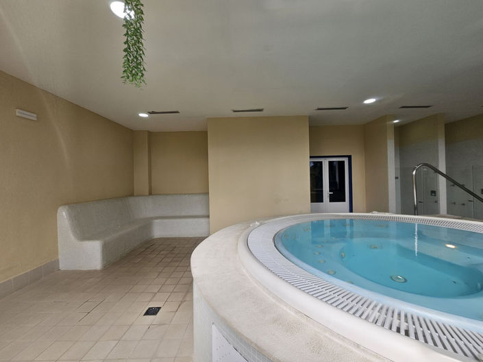 Image No.5-Appartement de 2 chambres à vendre à Benahavis