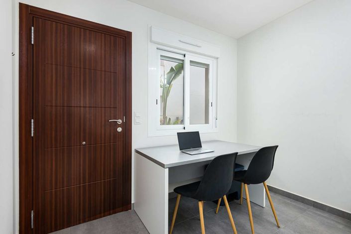 Image No.14-3 Bed Bungalow for sale