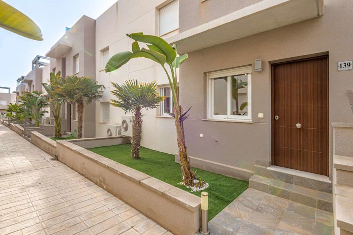 Image No.39-3 Bed Bungalow for sale