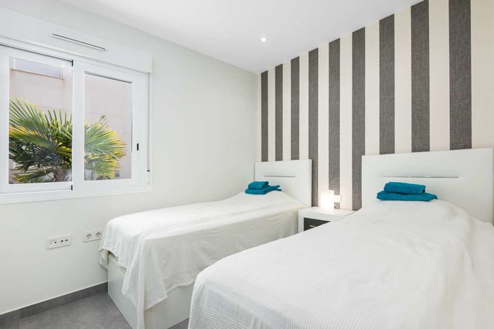 Image No.9-3 Bed Bungalow for sale