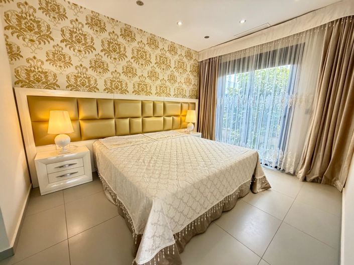 Image No.12-3 Bed Villa for sale