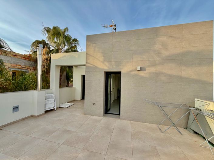 Image No.22-3 Bed Villa for sale