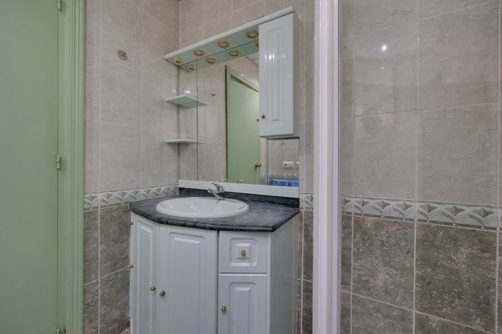 Image No.25-3 Bed Bungalow for sale